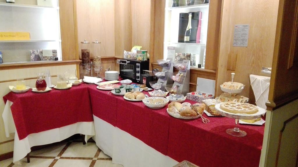 Hotel Camerlengo 코리도니아 외부 사진